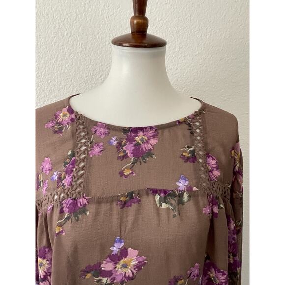 Torrid Top Blouse Multicolor Floral Pullover Semi Sheer - Picture 2 of 12
